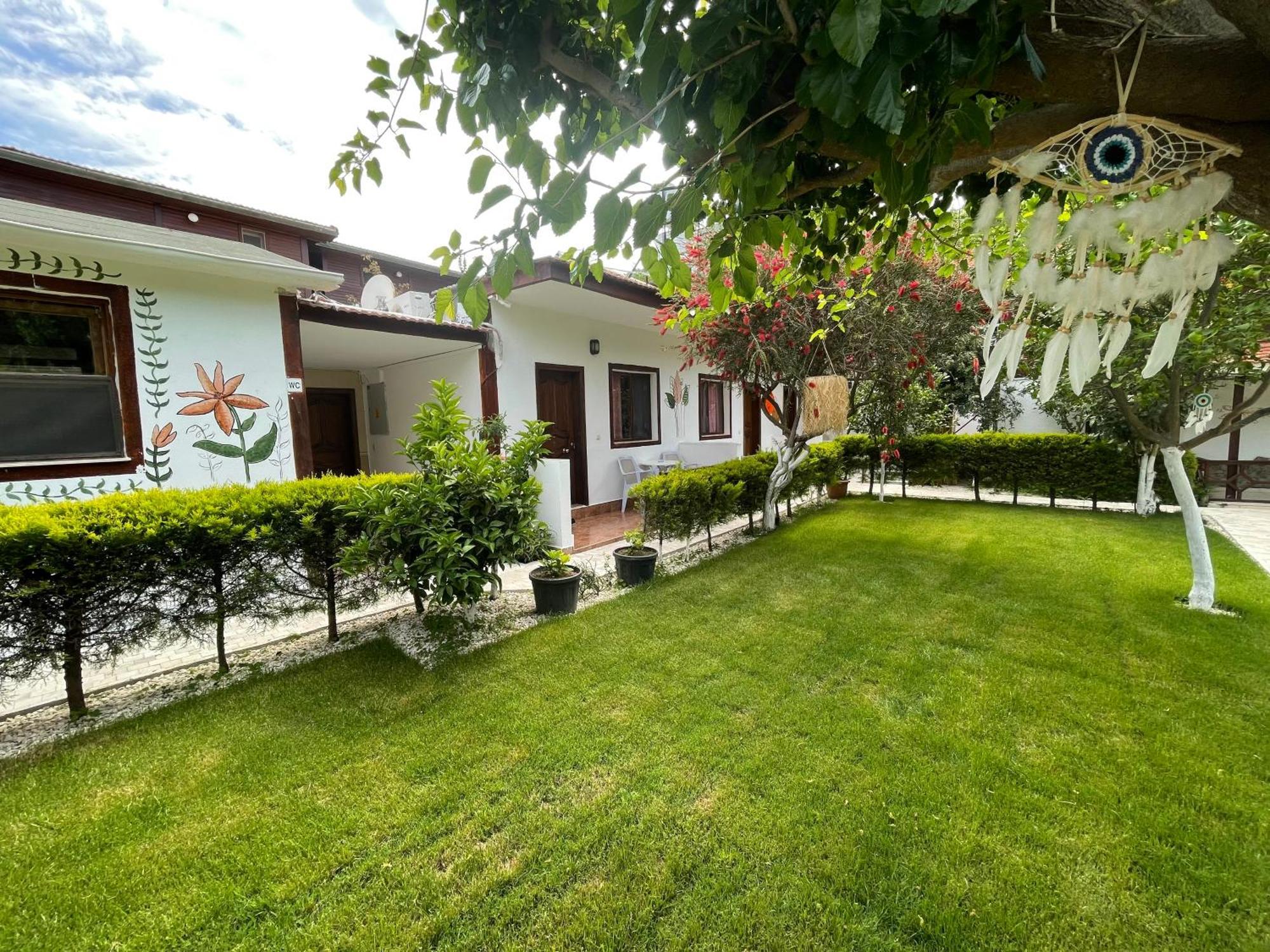 Alican Pension Чирали Экстерьер фото
