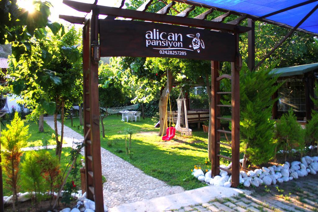 Alican Pension Чирали Экстерьер фото