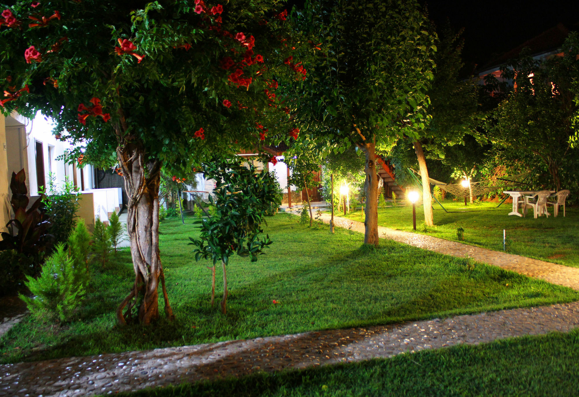 Alican Pension Чирали Экстерьер фото
