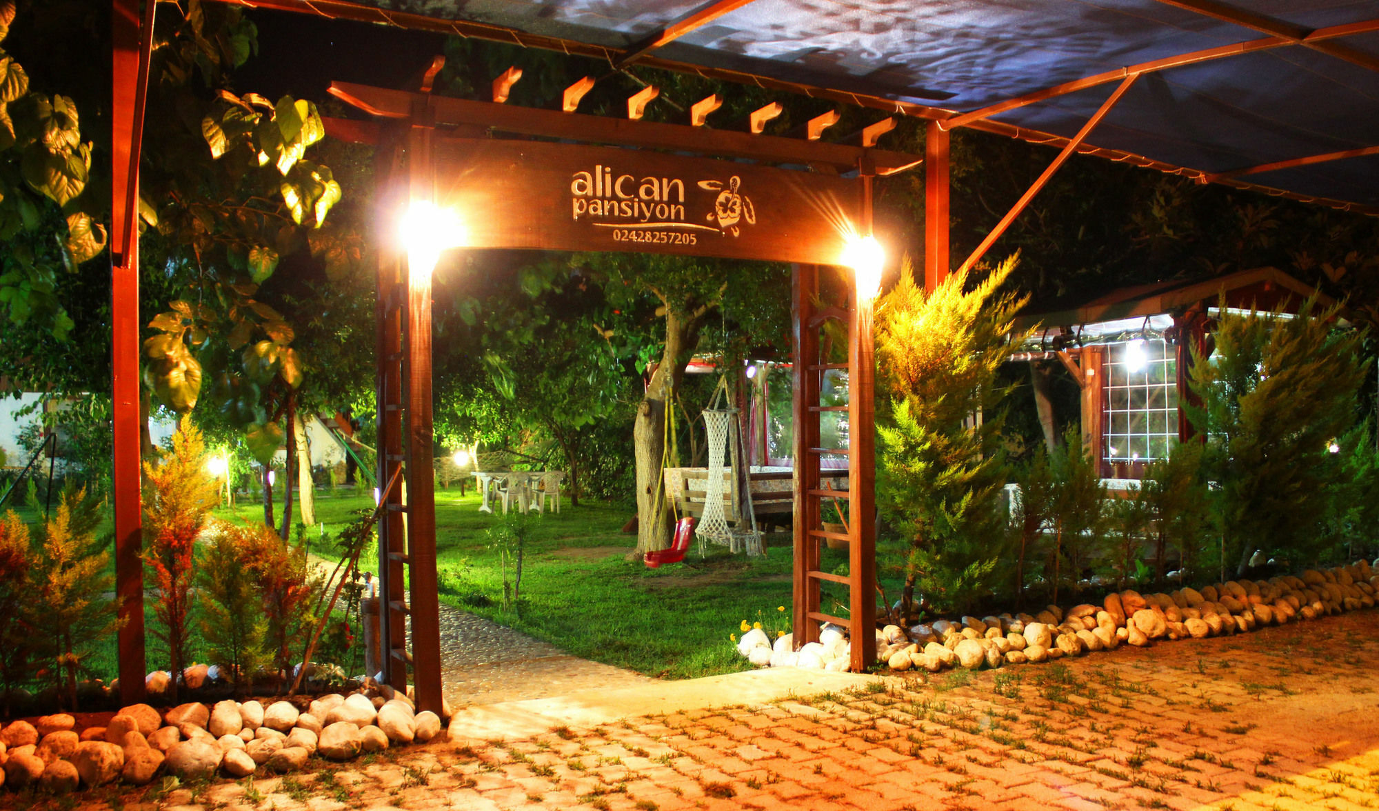 Alican Pension Чирали Экстерьер фото