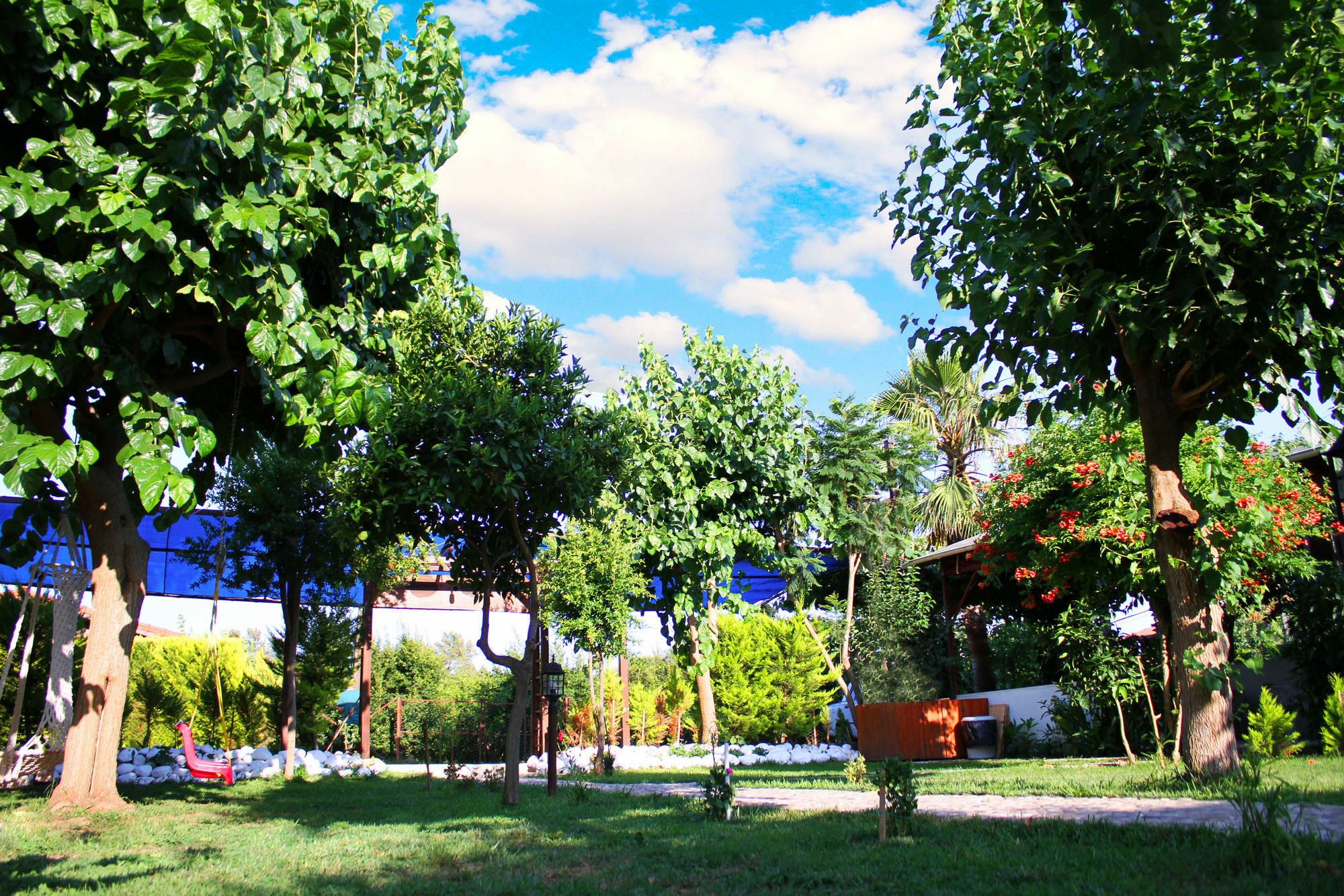 Alican Pension Чирали Экстерьер фото